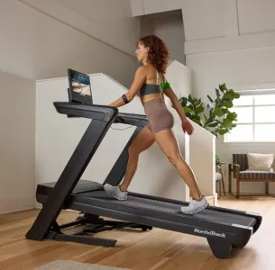 Бігова доріжка NordicTrack Commercial 1750 - фото 102295