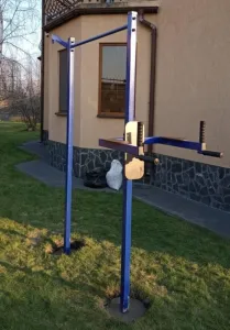 На відкритому повітрі горизонтальний бар з барами преса - фото 66270