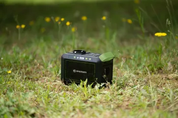 Портативна зарядна станція Bresser Mobile Power Station 88.8 Watt (9638100) - фото 92563
