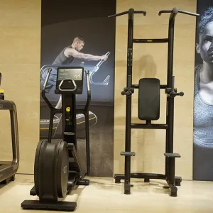 Комбінований станок (підйом ніг/турник/бруси) TechnoGym - фото 101187