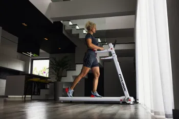Бігова доріжка FitLogic T116W+ - фото 4