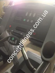 Професійна бігова доріжка Life Fitness 95ti - фото 14869